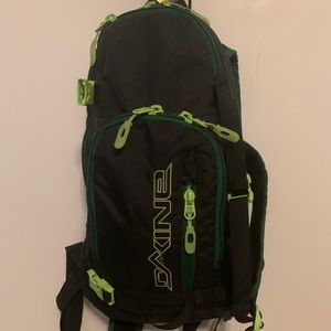 Dakine 8L backpack- BARELY used!!!